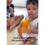 Sameera Reddy Instagram - A cleaning baby?🤣Nyra helping her mama in Lockdown😍Monday Saaf Safai begins 🧹 . #naughtynyra #cleaning #momlife #lockdown #babygirl #messymama #happyhans #motherhood #fun #kids #family #keepingitreal