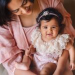 Sameera Reddy Instagram - Mama got your back babygirl💓my little lady #staysafe #stayhome #milestonephotography Feb 2020 @mommyshotsbyamrita #mua @perfektmakeover