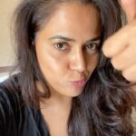 Sameera Reddy Instagram - Ladies and Gents. After my meltdown yesterday I decided to just start thinking smart. I need to minimise my stress . Washing . Cleaning . Kids . Managing a full house . And of course. The stress. So I say start freezing essentials . So that I don’t use too many vessels while cooking . Minimise minimise minimise 🏋️ . . For example . - take lots of onions and sweat it down in a Kadai with ghee/oil - after cooling it completely out it in a freezer safe plastic box . (I’m trying to proper but to be honest as this point I’m just putting it in any damn plastic box) - after a day take it out and take the whole block and cut it into big chunks for access for easy cooking . Place back in the box or in a zip lock and return it to your freezer . It’s important to be a smart homemaker now more than ever. I’ve frozen croissants , breads , paneer , cooked Veg etc. I’ve added this link to give you more info of you need . https://www.thespruceeats.com/how-to-freeze-foods-3897631 And I always say . It’s ok to vent . Being only positive can also weigh you down . It’s ok to not be ok . It’s an extraordinary situation and we’re going to get thru this . #messymama #quarantine #21days #shitgotreal #wereinthistogether