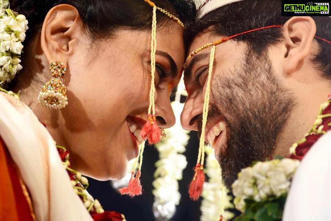 Sameera Reddy Instagram - #howimetmyhusband thank you @janiceseq85 @renellesnelleksz_weddinggowns @pearlmediaco @joelpereira8342 Janice Joel Ebrahim and Renelle set up a shoot with @vardenchi motorcycles in 2010 and I met Akshai aka my Mr. Vardenchi ! I still remember how besotted I was and trying to look cool riding the motorcycle ! And he was only worried about me not dropping his precious @vardenchi 🤣 I asked him for his number and here we are! #wedding #anniversary #husbandandwife #throwback #lovestory #marriage #relationship #setup #friends #grateful