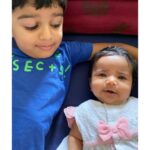 Sameera Reddy Instagram – Tag a sister/brother/cousin/friend/partner👫Love is our biggest protection in this crazy fast paced world that’s always making us question ourselves! Take a moment to feel it and tell them you are there for them ❤️ right here right now in this moment 😘 #sharethelove #thursday #moment #love #canyoufeelthelovetonight #nyra #hans #motherhood