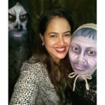 Sameera Reddy Instagram - The Soul Collector, The Witch and my two Zombies and me being me the scariest of them all 😂🎃 @dodothebarber @zingranwon #happyhalloween #halloweencostume #halloweenmakeup #zidossalon #halloween