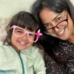 Sameera Reddy Instagram - Have a Spec-tacular Day🤓💃🏻#messymama #naughtynyra #motherhood #masti
