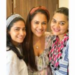 Sameera Reddy Instagram - I am so proud I have an All Girls team! I love their energy and I’m so grateful to have them support me all the way ! It’s not easy with 2 kids no nanny & keeping up with the craziness ! 🌟 @vidushiarora #bosslady @viihal styleguru @zingranwon @kohlnrouge @perfektmakeover @makeupbypam_pinky #mua @kamillekyla #publicrelations #girlpower 💪🏼❤️ thank you girls! Keep rocking !