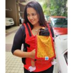 Sameera Reddy Instagram – Thank you to all the instafam moms that pointed out Nyra should be in an ergonomic carrier! Tried so many baby carriers this last month and finally found the one ! I’ve been very active with Nyra and take her everywhere so the @soulslings_india Aseema worked perfect for us! #babycarrier #workingmom #momlife #motherhood #active #fitmom