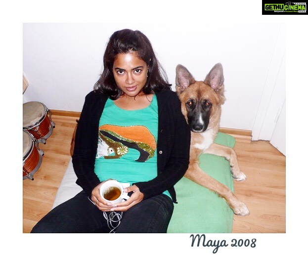 Sameera Reddy Instagram - Yesterday we lost a member of the family🥺Maya,our dog in Greece was like the first baby for my sister & her husband even before their son arrived. Maya was really so expressive, she understood us and loved us like she knew us from a past life. I remember when their son Nirvaan was born she was so attentive and protective like her baby brother had arrived. This is really an emotional post for me. Greece is my second home and she was always there welcome me with slurps and hugs . It’s heartbreaking to know she won’t be there anymore . Maya we love you and we will miss you . #throwback to us in 2008 💔🙏🏼 #rip