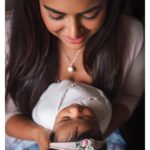 Sameera Reddy Instagram - I’m so blessed we found each other❤️my lil Nyra 🥰 #motherhood . . 📷 @mommyshotsbyamrita #mua @perfektmakeover