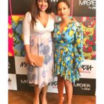 Sameera Reddy Instagram - Disclaimer- Ladies I’m wearing some killer shapewear @spanx 🙃 Holding all my lovely #postpartum bulges in❤️ this pregnancy I’m feeling so much better with the body changes . Acceptance is so important because it’s going to be a while before I get back in shape . And that too will be a different version from what I was and I’ve got to embrace it 🤩#postpartumbody #imperfectlyperfect . so I was told for 40 days I shouldn’t step out but it felt sooooo good to meet friends! Love to @kreshabajaj @masabagupta 🤗❤️ beautiful collections ! . #positivebodyimage #loveyourself #bodypositive #momlife #postpartumjourney #keepingitreal