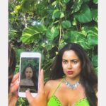 Sameera Reddy Instagram - Candid vs Professional Shots? Gurls and phones! We love taking pics! This is @viihal clicking @kohlnrouge taking my pic 😃 #bts #behindthescenes while @luminousdeep is setting up Pro Style 📸 . . #green #amazonian #friday #bikini #swimwear #iphonephotography #candid #beauty #nature #shoot #mom #momtobe #imperfectlyperfect