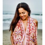 Sameera Reddy Instagram – Beauty begins the moment you decide to be yourself 🌟 Coco Chanel .
.
📷 @_fabian.franco_  @freywille @flowerchildbyshaheenabbas .
.
#beach #happy #natural #makeup #pregnant #preggo #waves #sea #goa #maternityphotography #pregnancystyle #beauty #momtobe 🌸