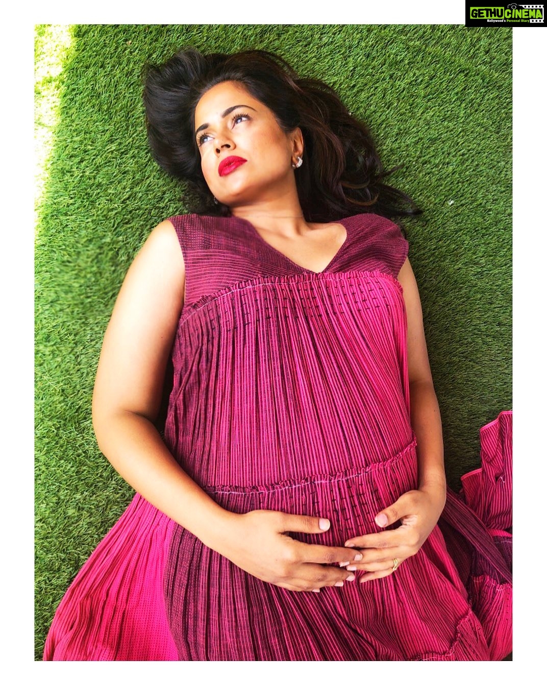 Sameera Reddy Instagram - And though she be but little she is fierce - Shakespeare ❣️. @urvashikaur #pregnancystyle #sunday #dreaming #preggo #bumpstyle