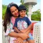 Sameera Reddy Instagram - Even mommies need time out ! #goa 🏖 special thanks to @saadhvimehra for making it so amazing! #holiday #momlife #rest #relax #myson #hansvarde #happy #momtobe