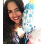 Sameera Reddy Instagram - Sunday Feels!🌈 #easter #sunday 🎈