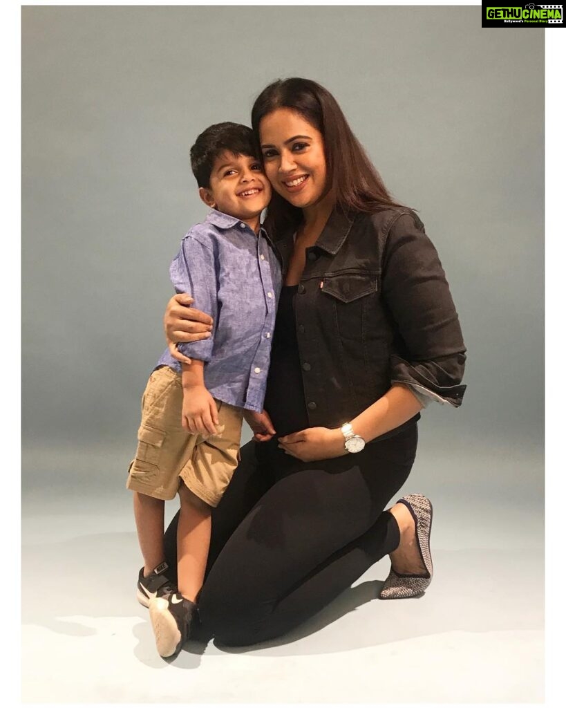 Actress Sameera Reddy HD Instagram Photos and Wallpapers April 2019 ...