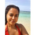 Sameera Reddy Instagram - Wednesday mornings be like beach days in the Dominican Republic! Sun Sand Sea! 🌴 #goodmorning #dominicanrepublic #instapic #instatravel #wednesday #holiday #caribbean #happiness