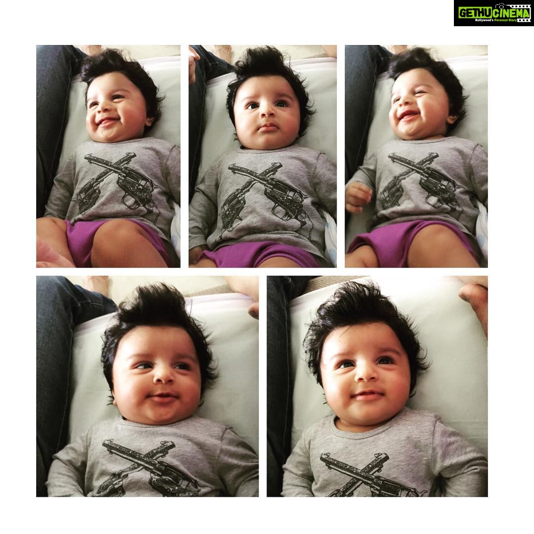 Sameera Reddy Instagram - My chubby lil Gangster baby ❤️ .#writeyouonmyheart #goodmorning #tuesday . . . . #babies #instagram #letthembelittle #instababies #babiesofinstagram #candidchildhood #cameramama #gangsta #collage #hansvarde #instacool #myson #baby #flashesofdelight #throwback #love #sameerareddy #lifeisbeautiful