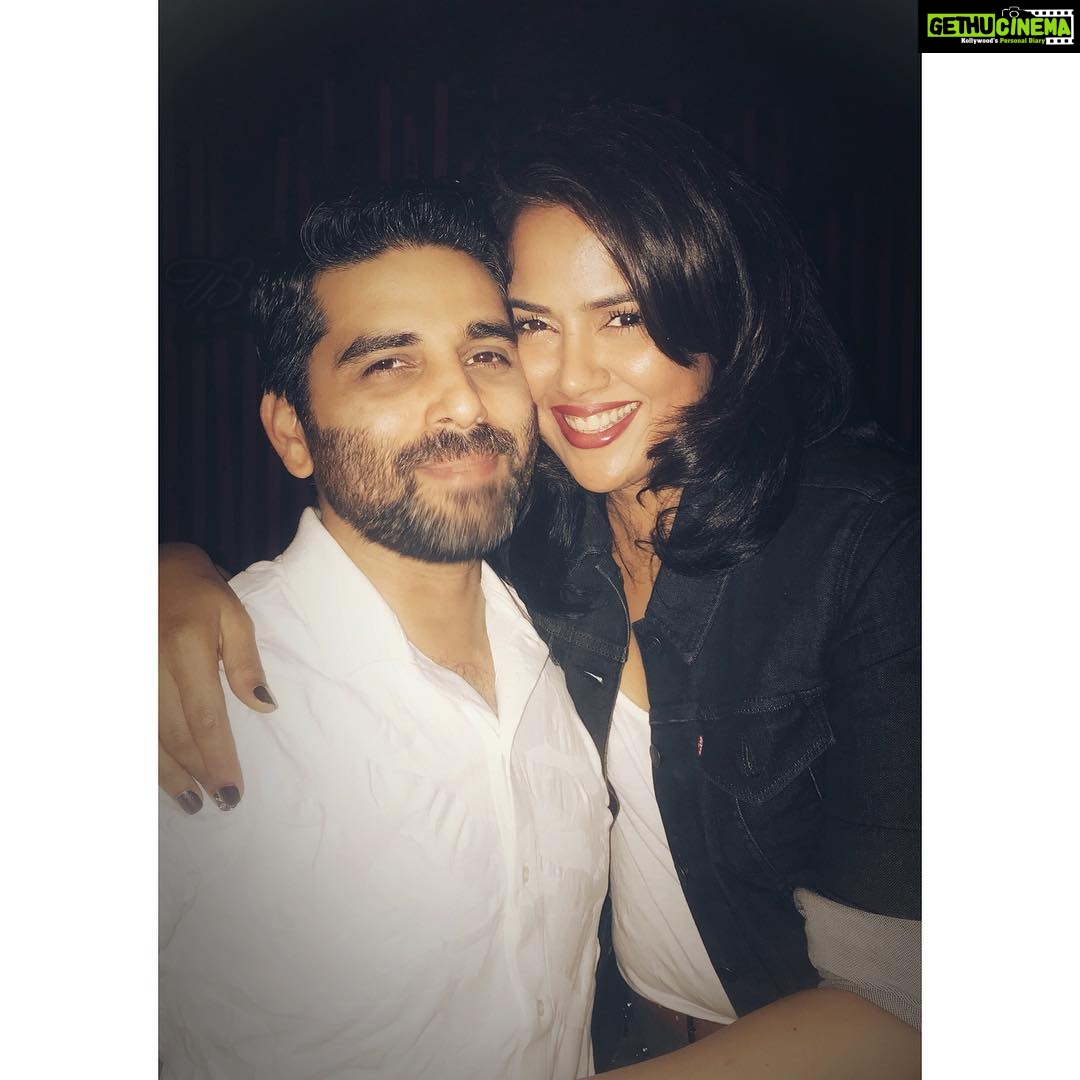 Sameera Reddy Instagram - #howimetmyhusband Ladies listen up! When I met Akshai for the first time I asked him out and am so glad I did . Sometimes you need to initiate to make it happen. . 7 years together and my best friend for life. . . #newyear #anniversary #dating #aboutlastnight #happynewyear Bonobo - Bar.Love.Food.