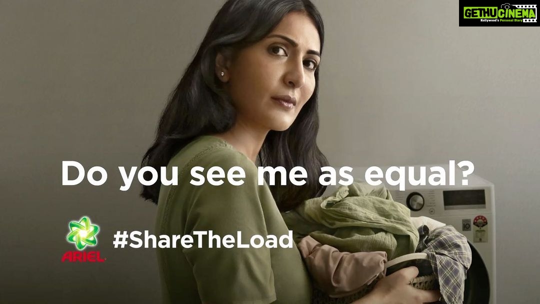 Sameera Reddy Instagram - This film by @ariel.india has really touched me. It brought my attention to a subtle issue: men have no problem when doing chores with other men, but when it comes to women, things suddenly change. I look around me and I realise it is very true! Why don’t men share household responsibilities equally? Does this mean that men don’t see us women as equal? As many as 83% women have agreed that men don’t see them as equal when it comes to housework. The latest #ShareTheLoad film really forces us to think. Our gender does not define how we divide our duties at home. However, this is the reality of many households that goes unaddressed. It’s not a question of chores anymore. It’s a question of equality. So the next time your partner doesn’t #ShareTheLoad - simply ask them “Do you see me as equal?” #SeeEqual #ArielIndia