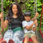 Sameera Reddy Instagram - My Happy moment of the day✨Swinging with my son😍 post lockdown I’ve been so aware and grateful for the simple joys of life and I grab every opportunity to have us enjoy it🍃 #motherhood #moments #messymama #happyhans #momlife #momentsofmine ❤️ Goa