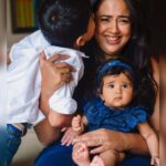 Sameera Reddy Instagram – Chubby Cheeks & Dimple(Double)Chins🤓Reminder to just enjoy our little miracles & stay focused on the good stuff✨  #motherhood #happy #throwback #moments ❤️🙏🏼 
.
. 📷 @mommyshotsbyamrita