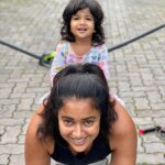 Sameera Reddy Instagram - My mama strongest💪🏼who needs weights when we have our babies to sit on us 🤣 it’s Fitness Friday and my journey continues ! Not budging form 82kg but my inches have really come down . I’m focusing a lot on my tummy which after 2 kids has become jelly central but honestly Hans and Nyra love cuddling it 😍🙃 getting fit this time round vs all the times I have lost weight before has actually been fun , motivating and not stressful and I’m so grateful for that 🙏🏼❤️ how are you peeps doing ? Status please 📝 #fitness #fitnessfriday #letsdothis 🏃🏻‍♀️