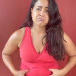 Sameera Reddy Instagram – Say bye bye BELLY FAT for good🔥thanks to Belly Burn with Shwe on the CULT.FIT app! @cultfitofficial 
A holistic approach to make fitness a lifestyle👉🏼it gives you everything from guided workouts to nutrition plan, all in 4 weeks! Sign up for the program and burn the stubborn fat, right from home! 🏡 #BBWithShwe #BeBetterEveryDay #fitness #ReelsInstagram #ReelItFeelIt