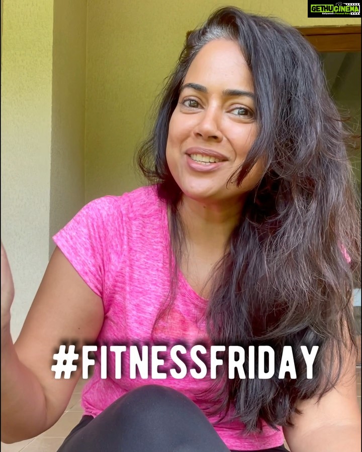 Sameera Reddy Instagram - Community Support is so powerful 💪🏼 Real conversations can inspire and motivate. And every Friday I feel empowered to push harder because of the support . #fitnessfriday #fitnessmotivation #imperfectlyperfect ✅ it’s been an amazing 6 months of ups and downs but you have no idea how your comments keep me going !!! 💃7.5 kgs to go! let’s do this ! 🥳