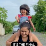 Sameera Reddy Instagram – The final countdown 🎶Baby champion cheering mama on 📣😁🥰 Let’s do this ! #fitnessfriday #messymama #naughtynyra @ramex_08 🥊 #fitnessmotivation #ﬁtness #momlife #fitnessjourney 🔥
