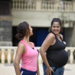 Sameera Reddy Instagram - I can’t tell you how much I enjoyed being big and beautiful right till I gave birth😍The day before Nyra was born I shot this ad and I remember having so much energy with my pregnant belly💃To all the preggy mamas who feel the body changes and the hormones , don’t forget that it’s the most special time of your life and you have to try and enjoy it ! @vidushiarora @viihal @makeupbypam_pinky @kadambariyoga @thewedwiz #throwbackthursday #2yrsago #shootlife #pregnant #throwback