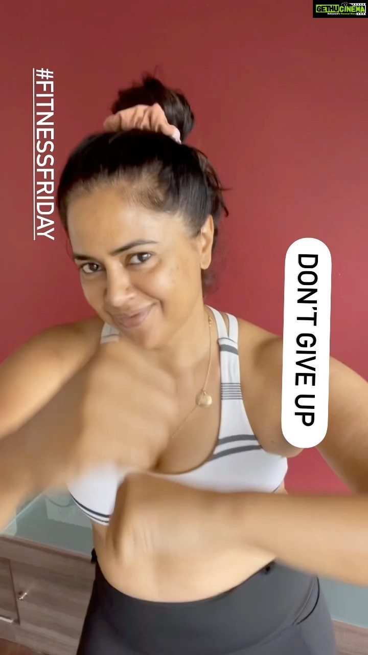 Sameera Reddy Instagram - Realistic goals ⚡️ no crazy diets ⚡️no fancy personal trainers . Just a positive attitude of gratitude , hard work and sheer focus with you peeps cheering me on! #imperfectlyperfect #letsdothis 💪🏼 still at 88.5 kg but feeling fitter , stronger and comfortable with my jelly belly which will soon go with lots of hard work 💃 #fitnessfriday A gentle reminder for us to be mindful and Love your bodies right now and still try and move to our goals at the same time ❤️ We can do this ! 💪🏼