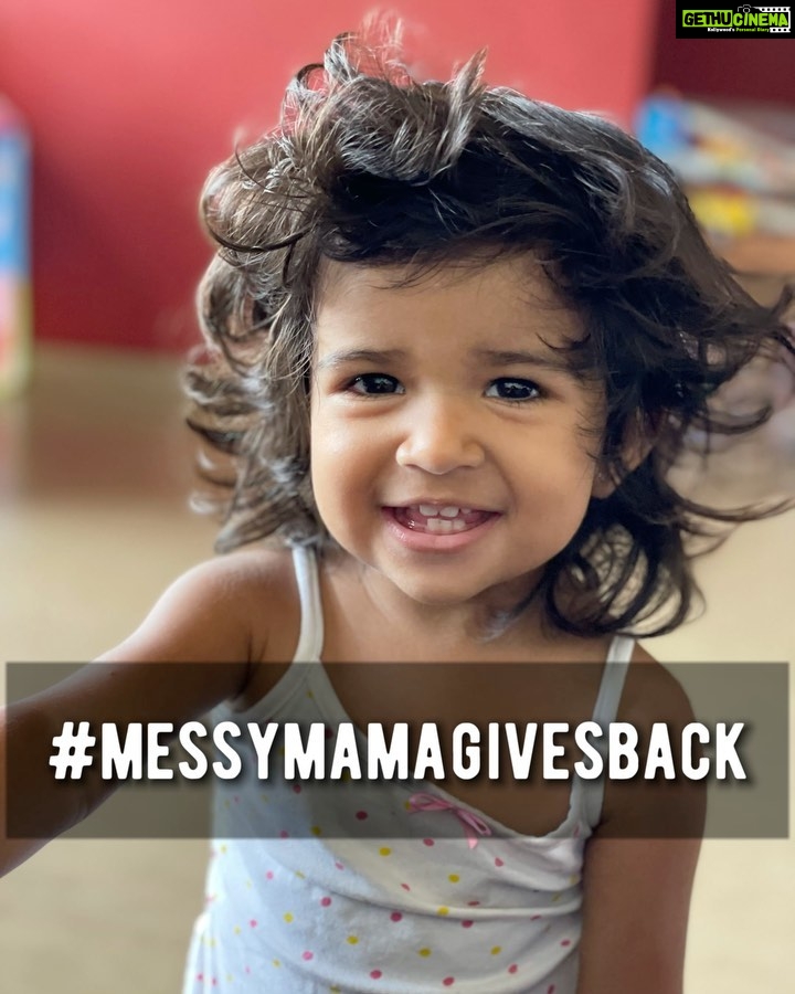 Sameera Reddy Instagram - #messymamagivesback with @diydayalishka ❤️#womensupportingwomen @labelhalfwayhome Vrinda designs home decor products like cushion covers, placemats aprons etc. @keerthy_crafts Monisha makes adorbale embroidery hoop art and bows for little girls! @design5studio Molly creates upcycled functional art to decorate your homes with! @maybells_by_maria Maria a BEd student runs her handcrafted business fueled by her passion for making cute gifts items! @sandy.inkyadventures Sandhya is a children’s book artist and she has also launched her very own colouring book @kids_toys_bookz Neenu, an ex teacher has started her own business of wooden toys and wipe and clean books! @tiny_buddies_ Jayalaksmi’s aim is to reduce screen time and give kids toys which are fun but also support overall development. @picklepeopledownbyracecourse Tanvi, her mum and her grandmum Eashwari akka run their pickle and relishes business made of 100% pure and natural ingredients! @yakkchew Ditisha has made vegetarian organic dog chews using hardened cheese sourced from the Himalayas! @laveluxury.organic Pooja makes handmade, organic, paraben free soap bars, whipped soaps and foaming body butters using coconut, olive, castor oil etc! @yattacharms The term Yatta is a Japansese word meaning the state of Joy after you accomplish a task and Ati feels just that making these gorgeous earrings! @chachi_chaupati Ishita and her mum have started their own online venture selling beautifully curated jewellery. @the_vadhuu Varsha’s online store has gorgeous traditional Indian jewellery. @somadhakhadi Vrushali, a NIFT alumni, runs her own brand of exquisite handspun and handwoven sarees using organic and pure fabric and dyes. @kalamanchstore S. Sai Sandhya curates indian weavers selling Ajrakhs, Kalamkaris and Mangalagiris. @mytwolittlebunnys Sowjanya, a mum to two little bunnies, creates gorgeous hair accessories for little girls that she crafts herself! @cuddlecare.in Shruti and Gunjan have started their brand of sustainable diapers, vegan bath soaps and bamboo toothbrushes. @gullubabyhandmades Anusha makes cute cloth baby diapers customised in fun prints according to the baby’s weight!