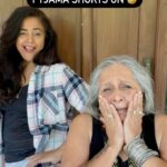 Sameera Reddy Instagram - Give us a ‘Yes’ if you’ve done this 😱🤣 @manjrivarde was so embarrassed I made a cooking video with her dressed waist up and jammies down 😋 #workfromhome #behindthescenes #messymamaandsassysaasu #saasbahu #fun #weekendvibes #wfh #madness 🎉
