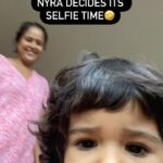 Sameera Reddy Instagram – Wait for it😱Urgent Selfie required mama 😂!! #messymama #naughtynyra #timelapse #sunday #cyclonetauktae #goa