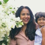 Sameera Reddy Instagram - During this extraordinary time, lets make a pledge to be more mindful of our actions. I have made a switch to an organic and sustainable lifestyle. I am also proud to say that @juicy_chemistry is donating 100% of their proceeds for the covid19 relief. Their biodegradable and recyclable packaging is making sure we protect, we conserve, we give back to the planet for all future generations & this makes us so happy. ✨ Wishing all the Mommies a very Happy Mother’s Day! And we hope you this one will be extra special and memorable with your loved ones ❤️ Shop these organic products from https://juicychemistry.com