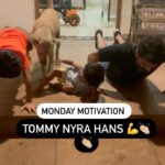 Sameera Reddy Instagram – 💪🏼One more push up @mr.vardenchi ! Yes you can do it 👏🏼 Tommy Nyra & Hans taking the #fitnessfriday challenge very seriously! 😎 😎😎 #fitness #squadgoals #naughtynyra #happyhans #terrifictommy #messymama #momlife 🌟 #mondaymotivation 💪🏼