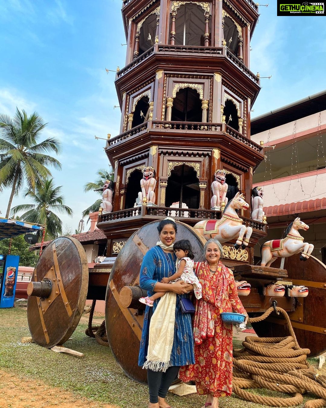 Sameera Reddy Instagram - Seeking blessings on this auspicious day of Basant Panchami at Shri Shantadurga Temple in Ponda, Goa. This pandemic brought big changes and shifting home to Goa was a new start for us đđź The festivities at the temple begin today and the preparations are in full glory! đş Goa has some beautiful places of worship and this temple is a must visit . #messymama @mr.vardenchi @manjrivarde #naughtynyra #happyhans #sassysaasu #newbeginnings â¨đđź . #fyi Shri Shantadurga Temple is situated at the foothill of Kavalem village in Ponda Taluka, Goa. A small laterite mud shrine was built and the deity was installed here. The mud-shrine was converted into a beautiful temple whose foundation stone was laid in 1730 and the temple was completed in 1738 and renovated in 1966 The temple is dedicated to Shantadurga, the goddess who mediates between Vishnu and Shiva. The deity is also called 'Santeri' colloquially. Local legends tell of a battle between Shiva and Vishnu. The battle was so fierce that the god Brahma prayed to Goddess Parvati to intervene, which she did in the form of Shantadurga. Shantadurga placed Vishnu on her right hand and Shiva on her left hand and settled the fight. ⨠Shree Shantadurga Saunsthan, Kavale, Ponda, Goa