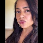Sameera Reddy Instagram - I choose No filters! Do you ? 😌 Girl! you are beautiful just the way you are ! I stopped using beauty filters and it feels good to just accept myself🌟 #imperfectlyperfect #messymama #weekend #vibe #nofilterneeded 🌈