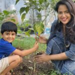 Sameera Reddy Instagram - Kabhi socha nahi tha ki Hans would be helping me in gardening🌱 This lockdown has surely made our kids step out of their comfort zone, so now it's the time to unmute our kids and their true capabilities🥰🌟. #UnmuteTheKids Posted @withregram • @voot.kids The lockdown made us try new things 😬 Just like @reddysameera and her son developed a love for gardening 🧑‍🌾 Which hobbies did you and your kids unmute? 👪 Share your kids’ lockdown stories to win a laptop every week and exciting prizes every day*. Use #UnmuteTheKids in the caption of the image or video you share and tag @voot.kids. Don’t forget to follow @voot.kids & make your profile public for us to view your entries. 😍🤗 Click the link in bio for *T&C. . . . . . . . . . . . . . . #VootKids #MastiMeinAchhai #365DaysOfKids #NewNormal #ContestAlert #parenting #kids #fun #masti #cartoons #watch #read #listen #learn #games #play