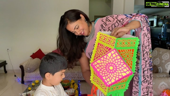 Sameera Reddy Instagram - No one really talks about the hard work that goes into decorating your house for Diwali. But, involving my son was the best decision I made🎈And we treated ourselves with a @kinderind after all the hard work😊More than that, I’m glad that I was able to teach him about the importance of Diwali decoration🤩I want to know how you’re teaching Diwali traditions to your kids so tag Kinder Joy and use #KhaoKheloKhushRaho when you share your video. I’ll choose the best ones personally, and share it on my Stories. Happy Diwali!