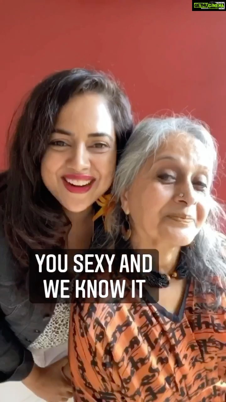 Sameera Reddy Instagram - you SEXY and we know it🌶😎Weekend style with Sassy Saasu! Feeling good At any Age & any stage🤸🏻♂️we are all 👉🏼 #imperfectlyperfect . @manjrivarde 🔥 #lit #saasbahu #messymama #bossbabe #sassysaasu #glam #famjam #jodino1 #keepingitreal #socialforgood #feelgood #friday #letsdothis 🌟 #samanjri 👗