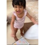 Sameera Reddy Instagram – Nyra’s verdict of 2020🤣what’s yours?😉 #naughtynyra #2020 #momlife #fun #messymama #motherhood #keepingitreal 🎈