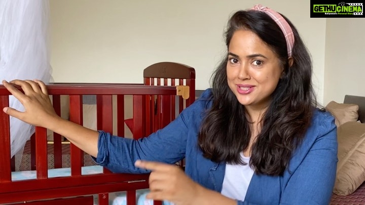 Sameera Reddy Instagram - The Luvlap Baby Wooden Cot is an absolute baby haven! What I love about it is that it is convenient, light and turns into a cradle too! It's the Tony Stark of all cots! 🤩and an essential buy 👉🏼check it out at @luvlap.in . . It comes with a Mosquito net, Reversible Wheels with brakes & an extendable front bar. The fabric-wrapped cot base is robust with a good air flow. Recommended age - 0 - 12 Months & weight up to 15 Kgs. #momswithluvlap #babycot #babyproducts #luvlap