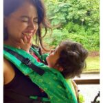 Sameera Reddy Instagram - This Janmashtami let’s all keep our children close and cozy and celebrate the divine Krishna and his love with our families. Love light and positive energy! HAPPY Janmashtami! 🙏🏼 Nyra snug in her Kiro Basic Soul ❤️. @soulslings_india #babywearing #happymama #happybaby #babycarrier #baby #momlife #motherhood #positivevibes #keepingitreal ❤️ Goa