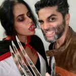 Sameera Reddy Instagram - Halloween 21’ 🎃 1. Countess Dracula🧛‍♂️ has the hots for Wolverine. 2. The Ultimate X men. 3. Hand Maid watches eerily as countess Dracula plans to attack Wolverine . 4. LMFAO photo bombs the Wind-Up doll and gang. 5. Cruella joins in the fun 🤩 Happy Halloween 👻 @mr.vardenchi @aadiinmotion @diydayalishka @leeelobo @rowdysheeter 🎃 #aboutlastnight 🎈