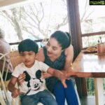 Sanam Shetty Instagram - Gosh!! It's taken 5 long years to meet my beautiful sister..and her adorable little prince Neilu baby ❤❤ just so wonderful meeting u Ranju @ranjana.v and Vasu 🤗🤗 loved the catching up but lots more to talk..cant get enuf of the naughty lil guy👦❤see u guys again soon hopefully. Enjoy ur vacay! Lotsa luv n hugs❤❤ u r truly one of a kind Ranj😘😘 #nephewlove💙 #sistersquad #notlonglostanymore #angelsam❤
