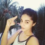 Sanam Shetty Instagram - My long day finally ends with sunrise 🌅 but let all of urs begin with it !!☀☕🌻 Gummornin lovelies 💝 #sunriseoftheday #sunnysundayselfie #mottamaadifun #angelsam❤