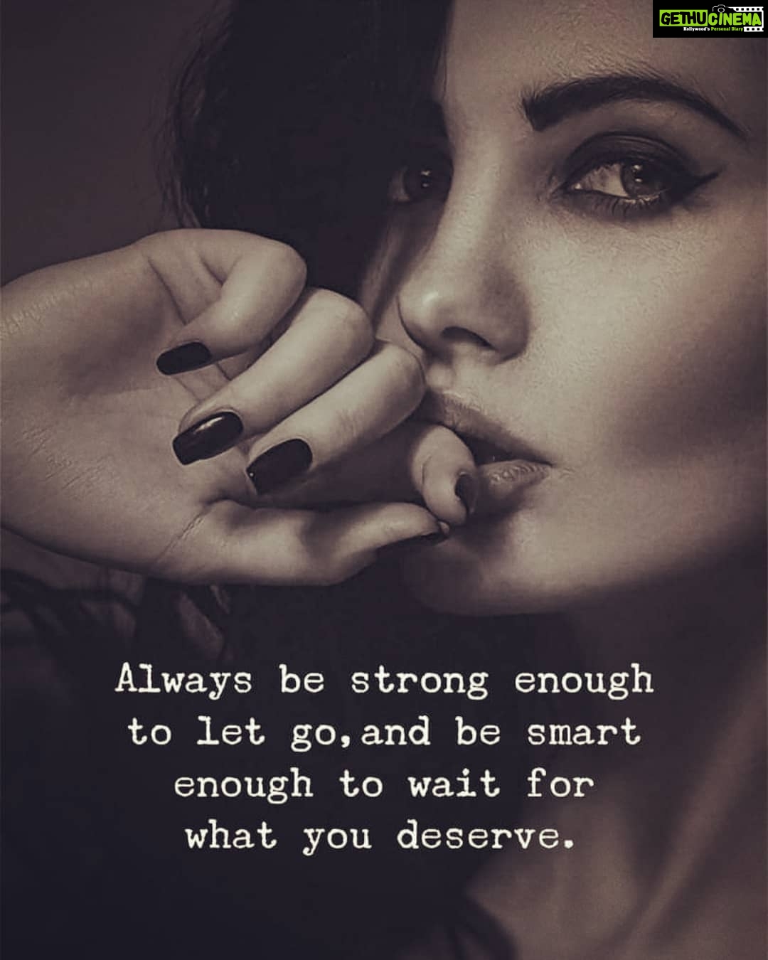 Sanam Shetty Instagram - Let go of anything that doesn't bring u real solid happiness! 😌🤘 #letitgo #saturdaythoughts❤💭 #peace #angelsam❤