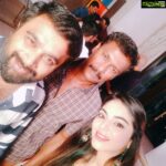 Sanam Shetty Instagram - Happy Silver Jubilee Celebrations to Trident Arts🤘🤘Happy birthday Ravi sir🎁🎂 beautiful birthday celebrations 🎆 #tridentarts #filmsandfriends #leelapalacechennai #angelsam❤