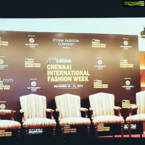 Sanam Shetty Instagram - Curtain raiser of Chennai International Fashion Week 8th Edition, 2018. Thank you Storm Fashion Company for this great honourš¤ā¤ #goodwillembassador #cifw8thedition #stormfashioncompany #residencytowerschennai #pressconference #angelsamā¤
