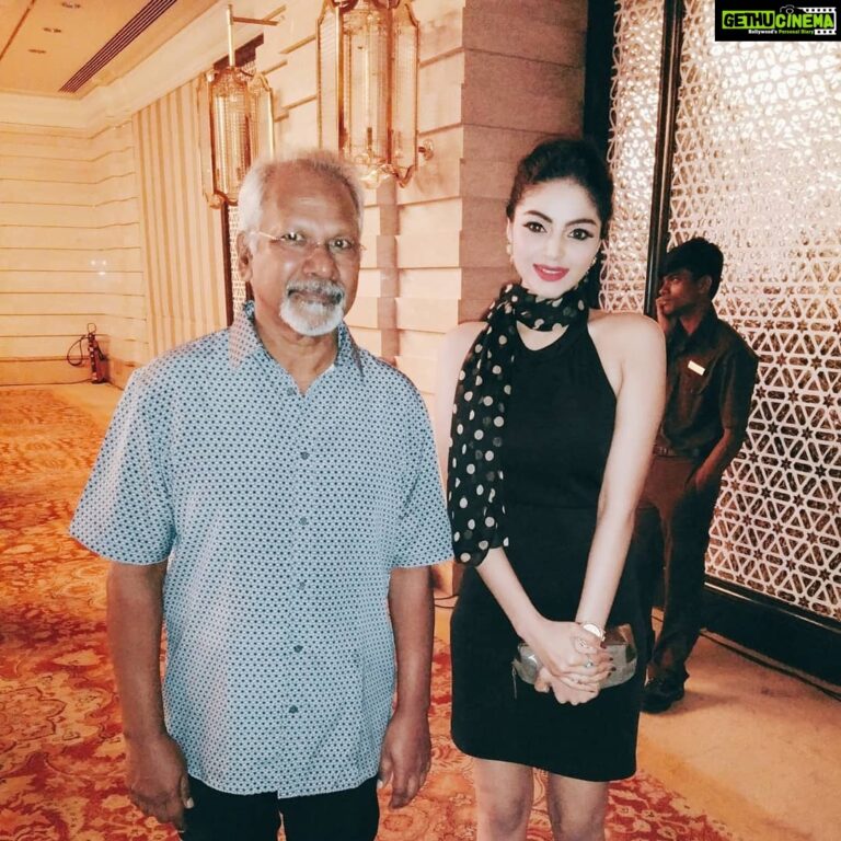 Sanam Shetty Instagram - My absolute OMG..OMG..OMG..moment❤🙆THIS Magician..THIS Maestro..Mani Sir🙏🙏 feels like all my years in cinema has lead me to this One Moment!! No other words..may u continue to enchant us dear sir🤗 Had a great evening with u @tharshan_shant 🤗🤗 Tnx a lot Sachidanand🤗🤗 #themaniratnam #ccvsuccessmeet #ccvcast #angelsam❤